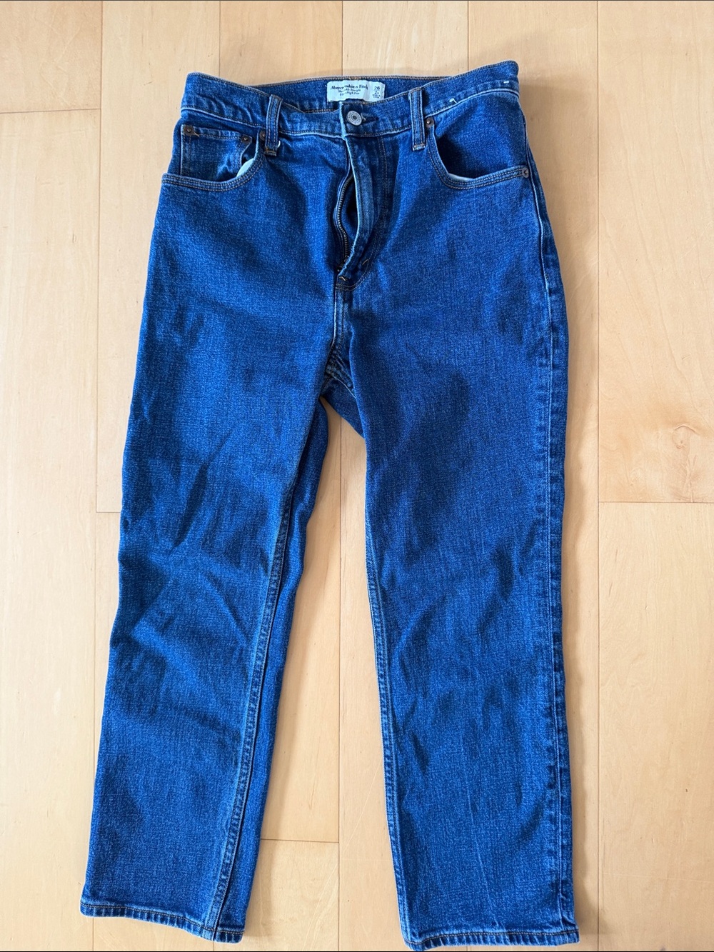 Abercrombie & Fitch women’s ankle straight ultra high rise, size 26/2s
